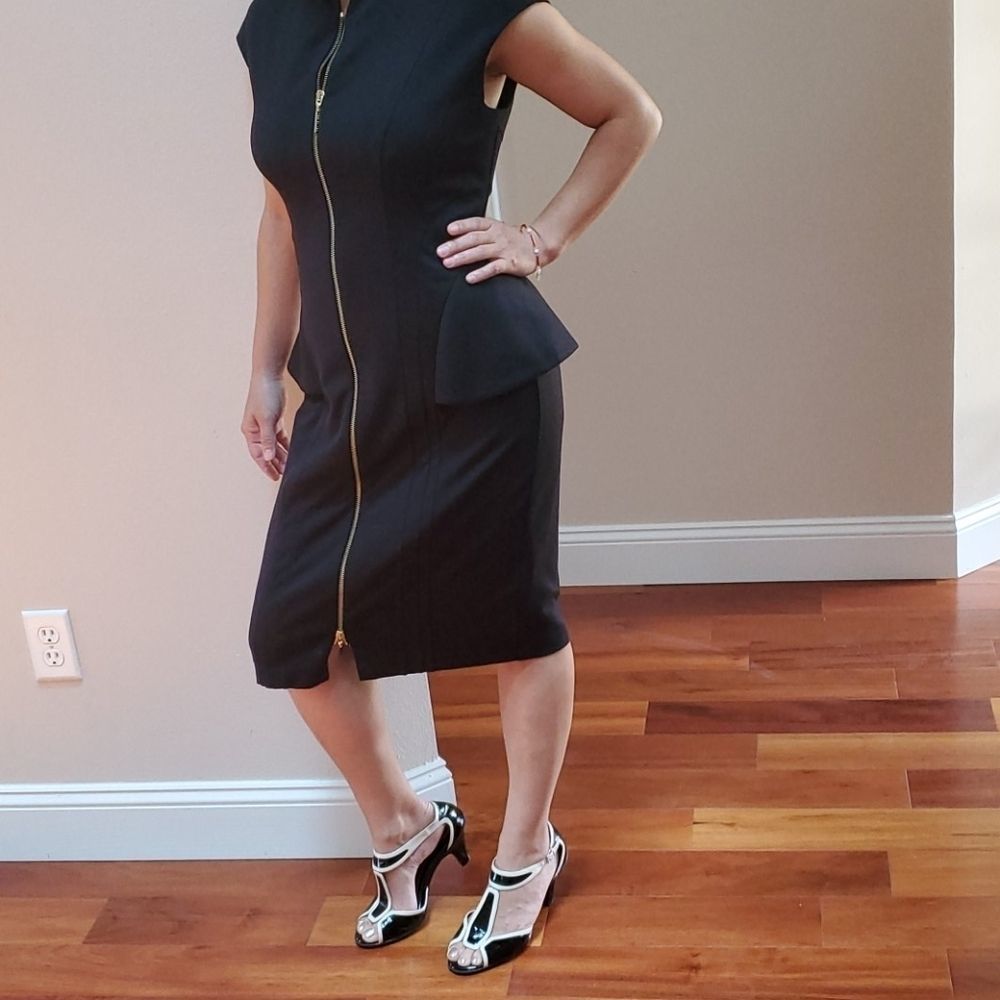 VEUC Ted Baker Black Dress w/Structured Stitching - Picture 3 of 12